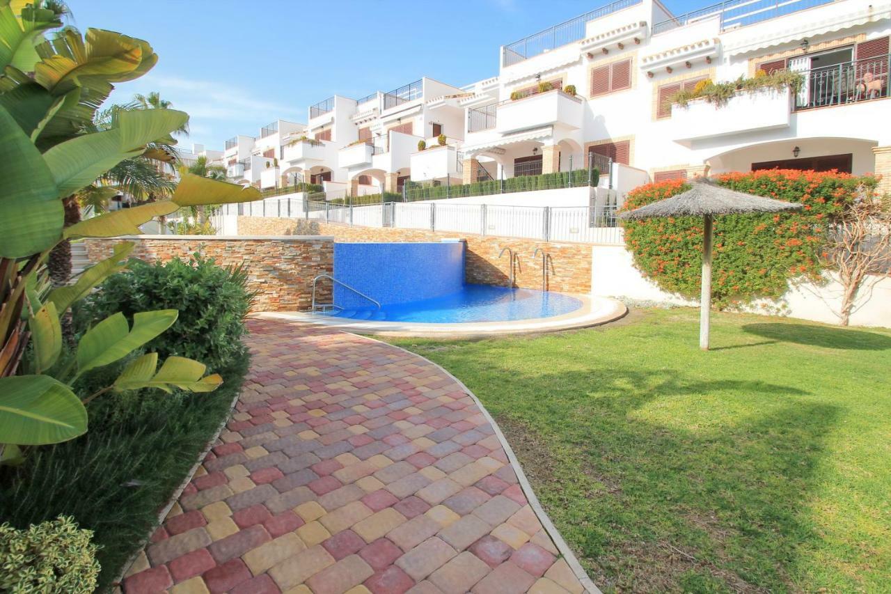 Apartment Tatyana La Mata  Ngoại thất bức ảnh