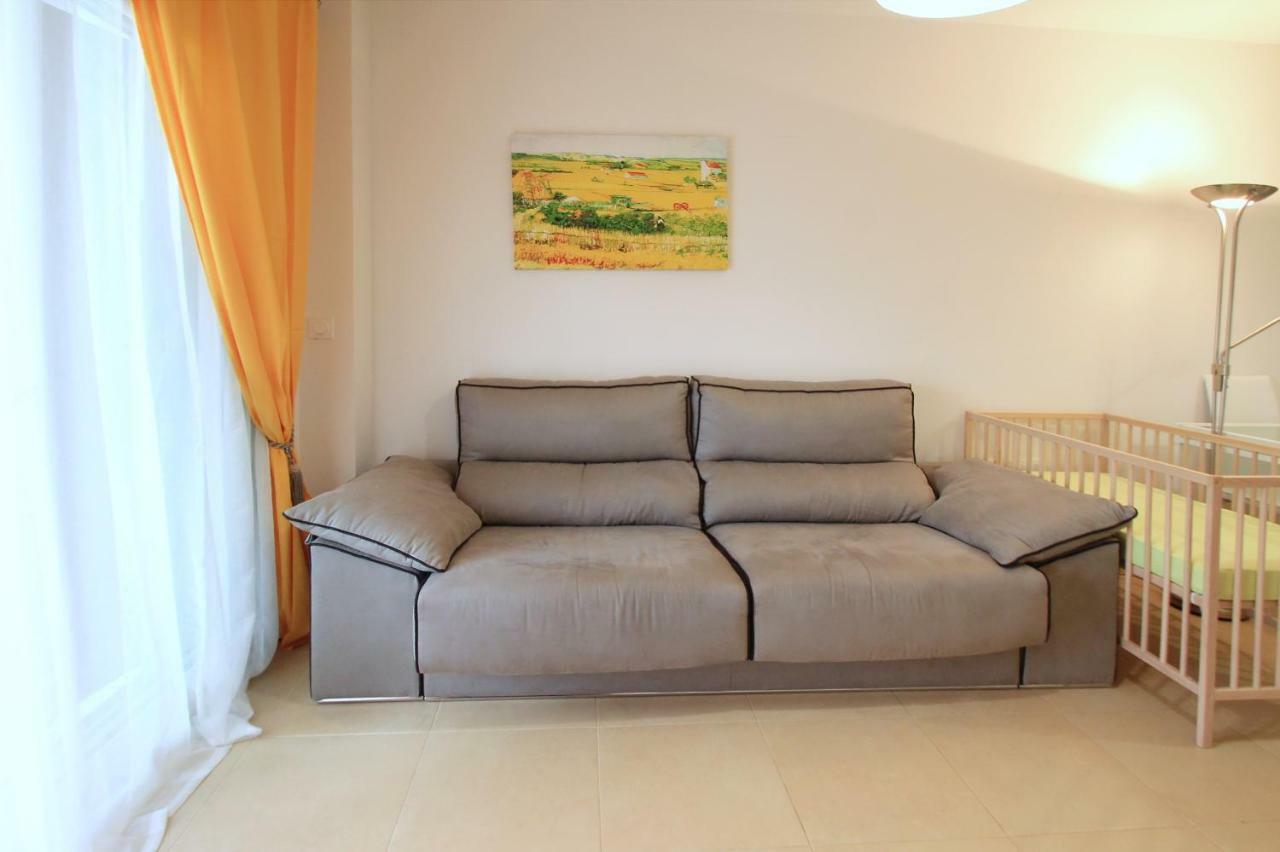 Apartment Tatyana La Mata  Ngoại thất bức ảnh